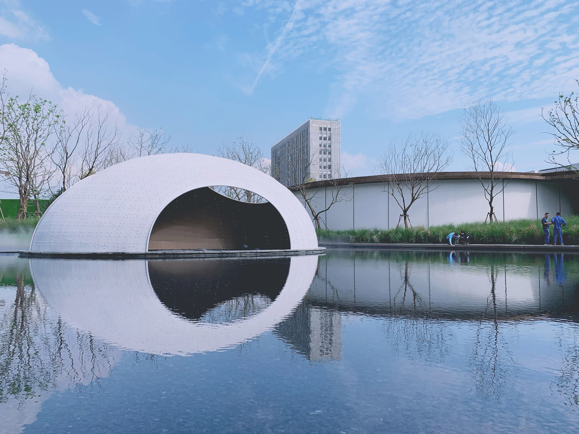 Eggshell-like pavilion in China