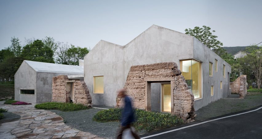 View of mud walls and concrete buildings of Villagers' Home in China