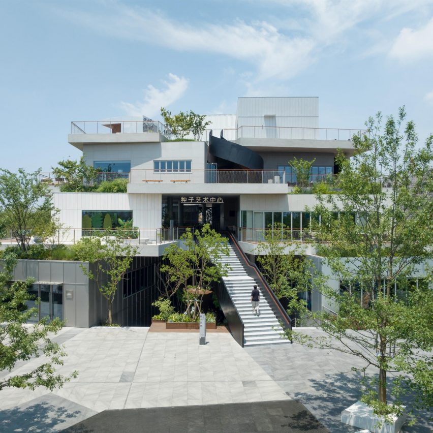 Seed Plaza in Jiaxing by BLUE Architecture Studio