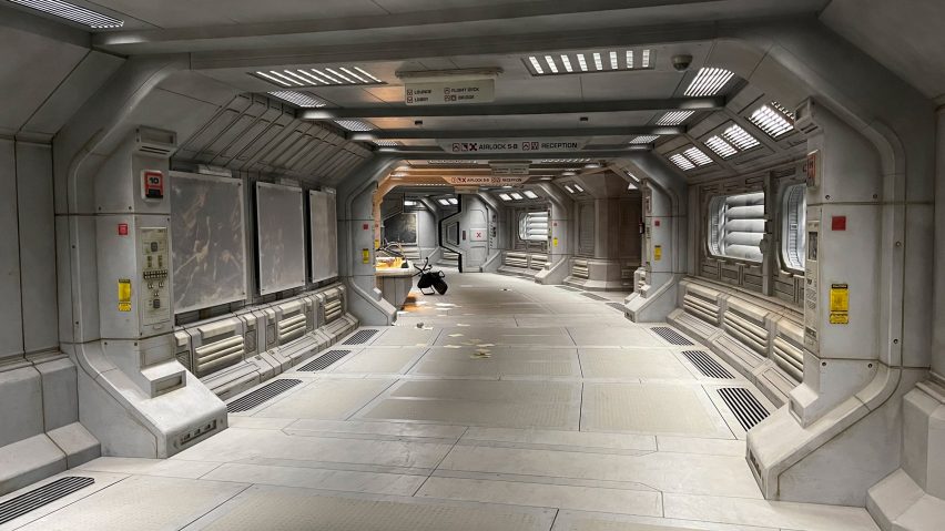 Behind-the-scenes photo of Alien: Romulus hallway set