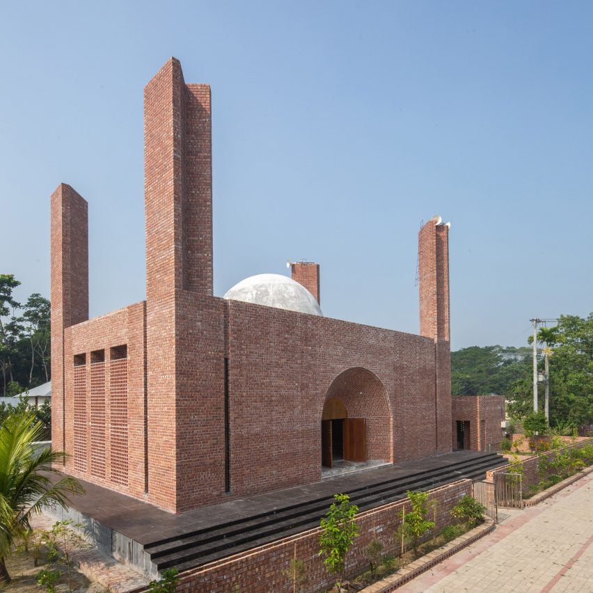 Exterior of Bait Ur Raiyan Mosque in Bangladesh by Cubeinside