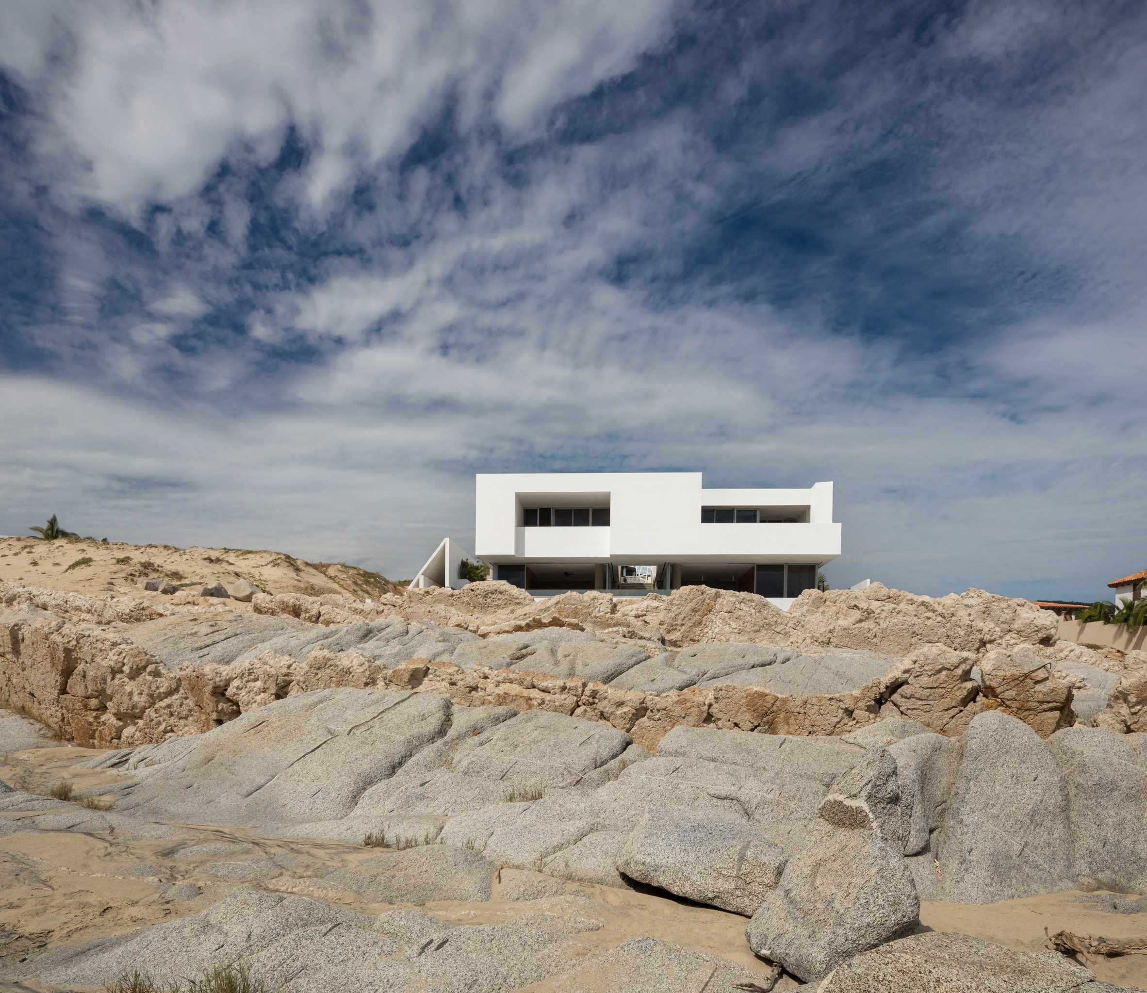 White house on cliffs in Mexico