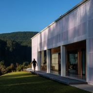 New Zealand home by DCA Architects of Transformation