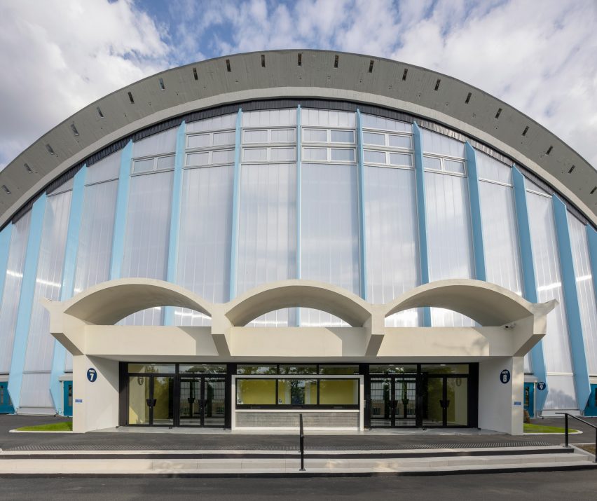 Entrance to Grande Nef of the Île-des-Vannes by Chatillon Architectes