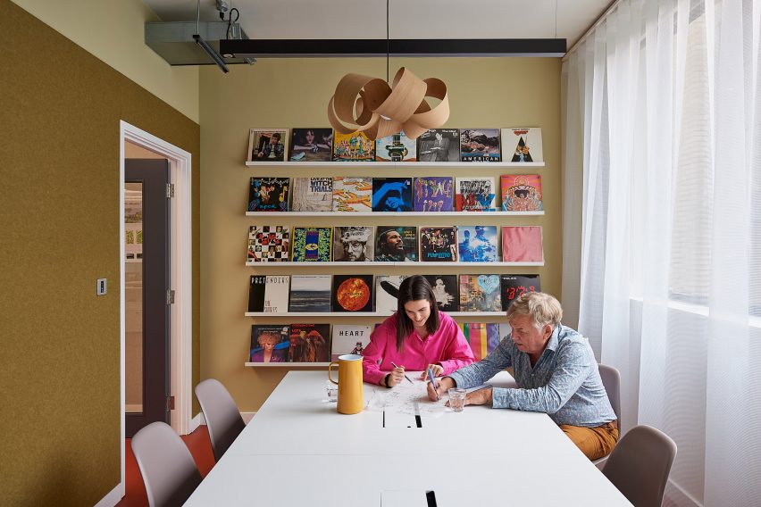 Meeting room in Hawkins\Brown office