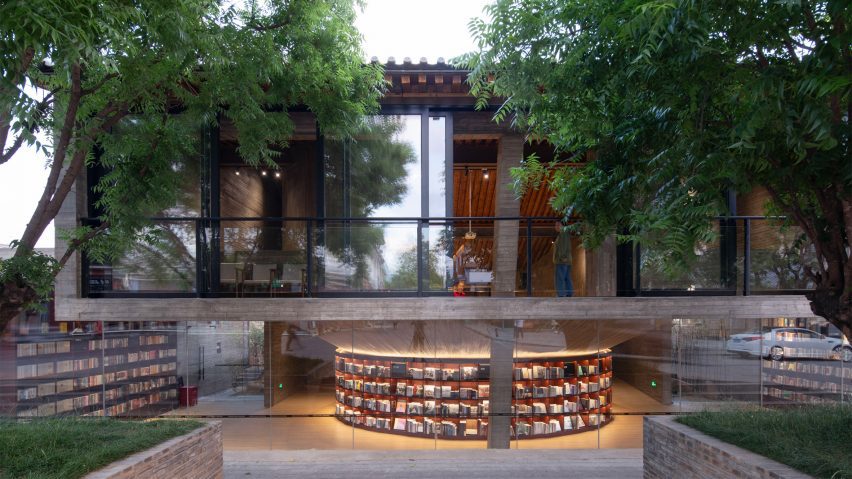 Weishan Chongzheng Academy Bookstore by Trace Architecture Office