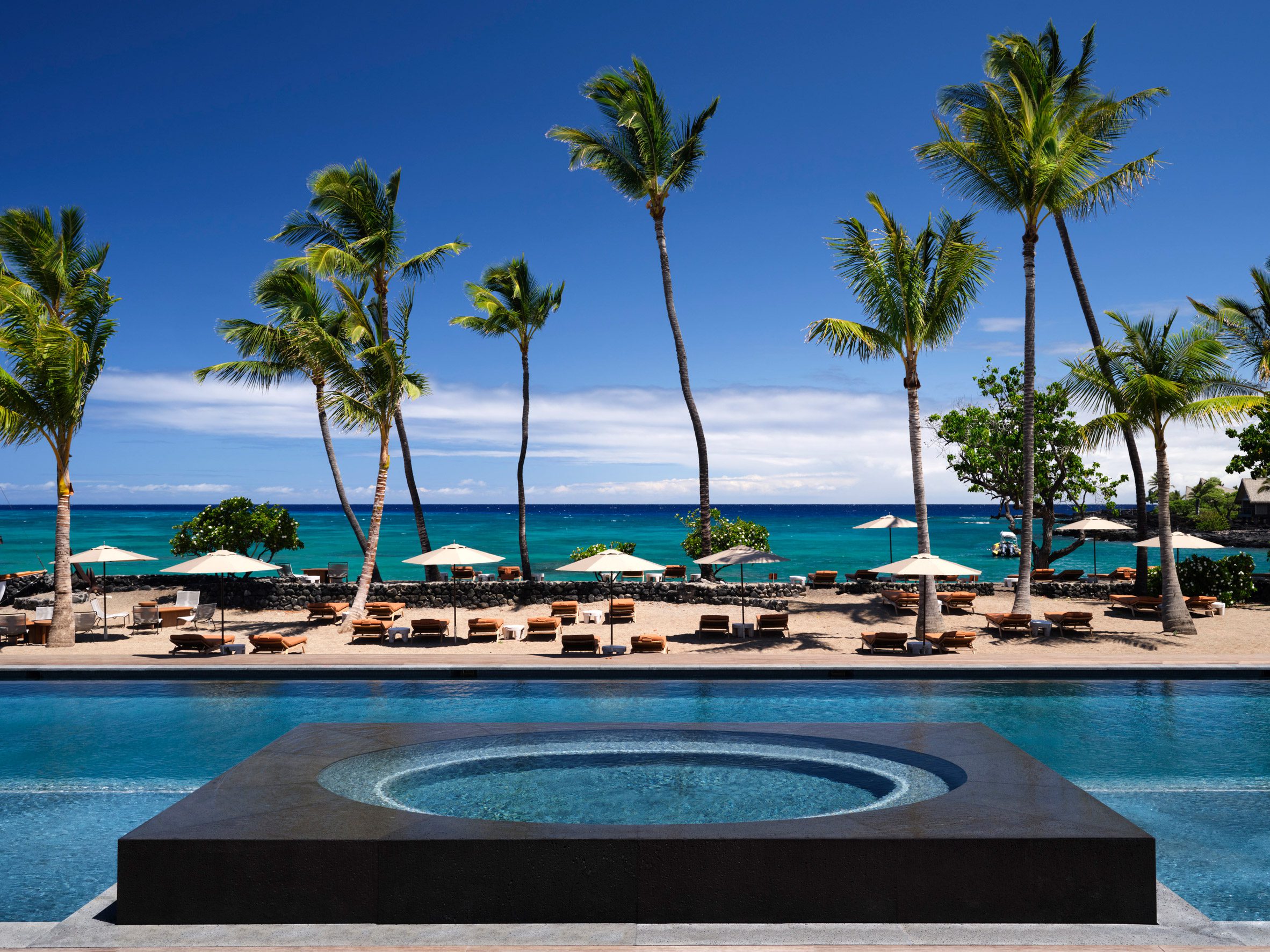 Swimming pool of Kona Village by Walker Warner Architects