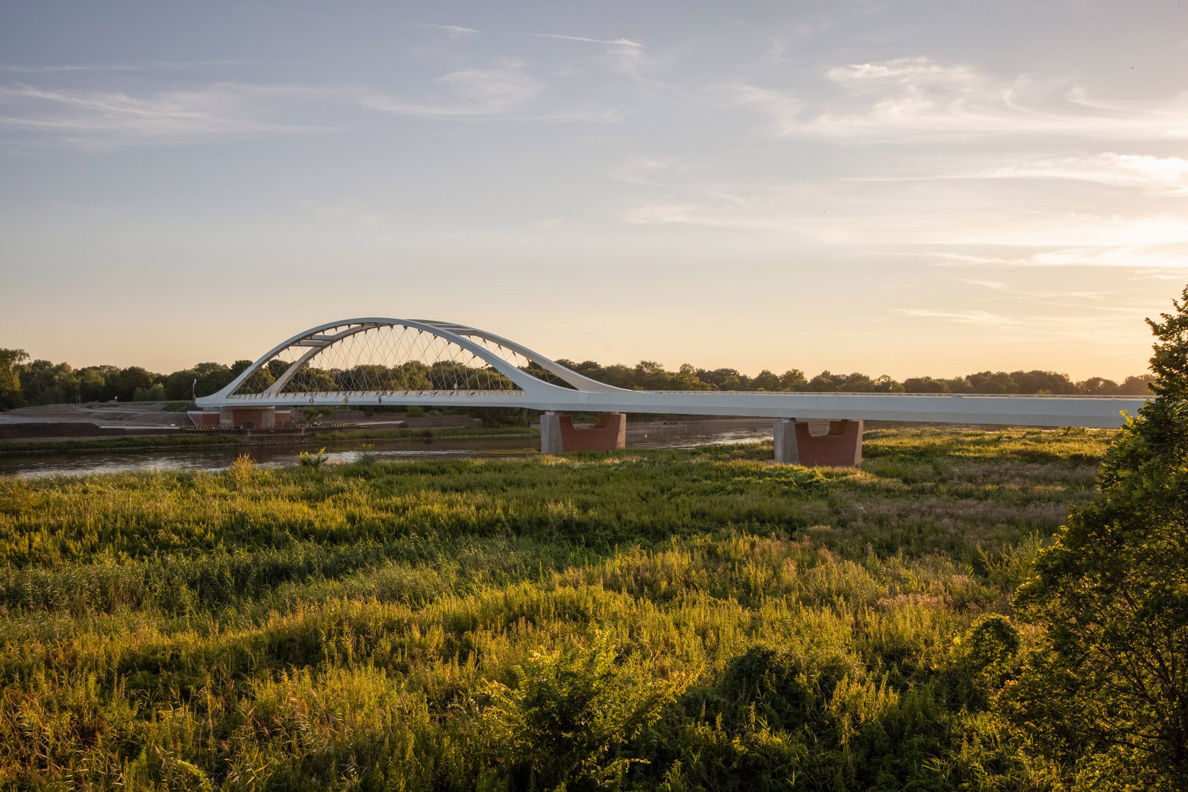 Küstrin-Kietz Rail Crossing by Knight Architects