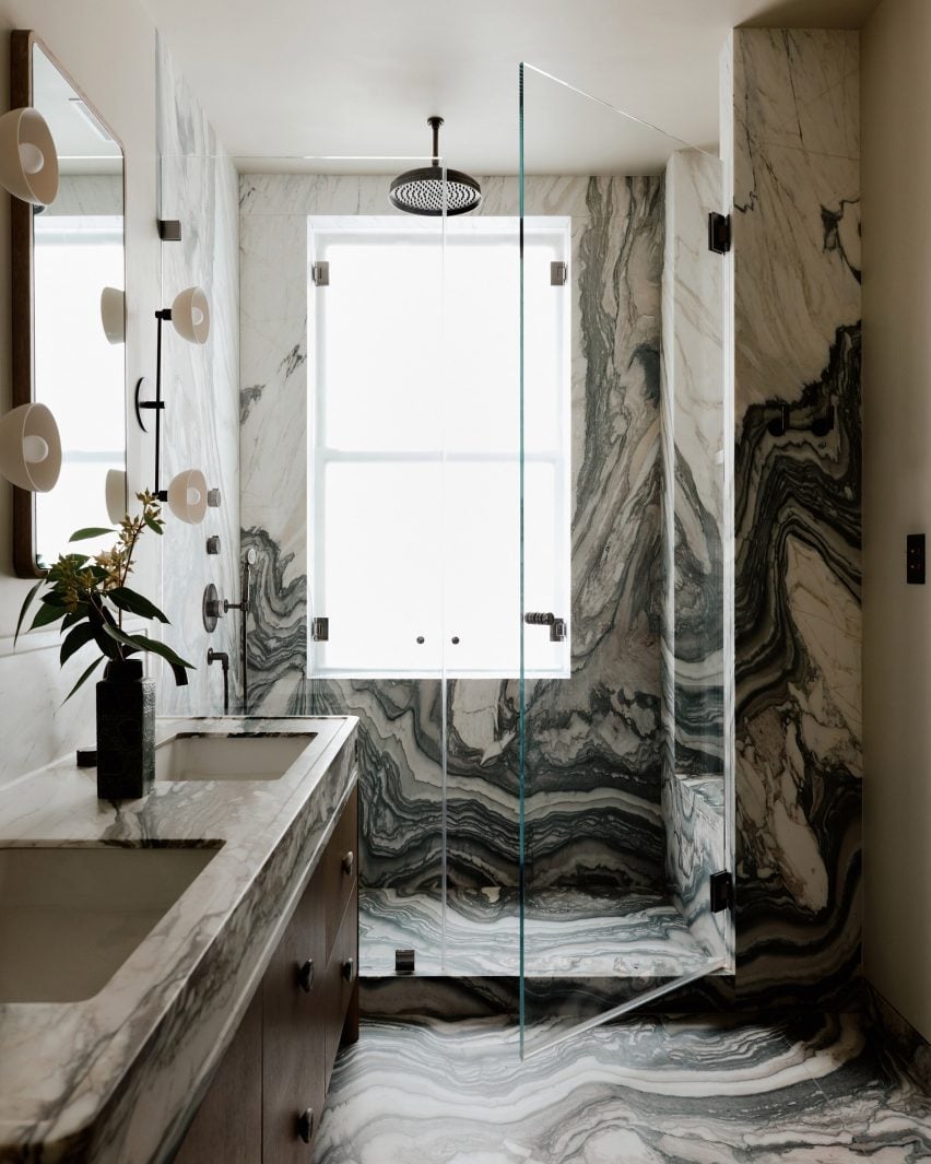 Marble bathroom in US flat