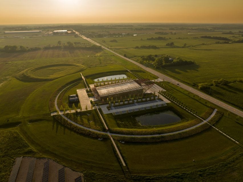 Aerial view of Pritzker Military Archives