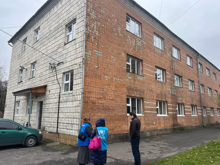 UNHCR Ukraine home repair