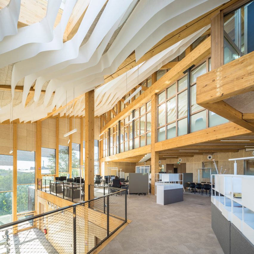 Headquarters of the National Forest Office by Atelier WOA in France made from bio-based materials