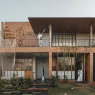 STOMP designs Billy O'Tea house to resemble "docked ship" in India