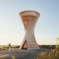 White Arkitekter adds hyperboloid observation tower to Swedish nature reserve