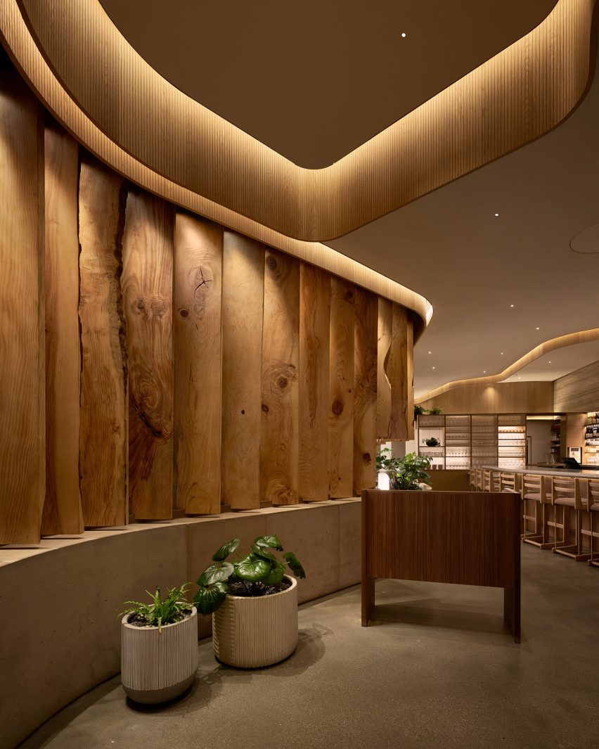 Interior view of the entrance area of ​​the restaurant “Uchi West Hollywood”