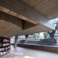 Weishan Chongzheng Academy Bookstore by Trace Architecture Office