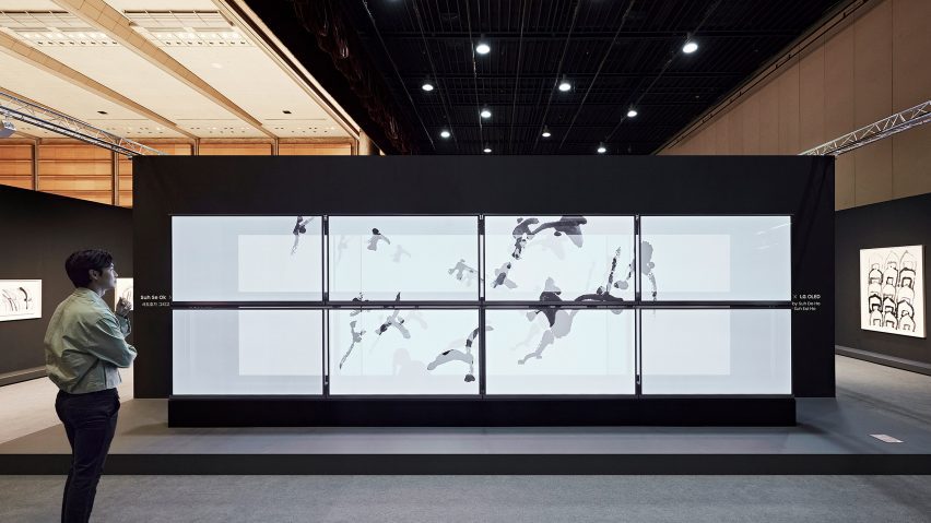 LG OLED is exhibiting digital art works at Frieze Seoul