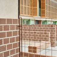 54 social housing units in Inca by Joan J Fortuny and Alventosa Morell Arquitectes