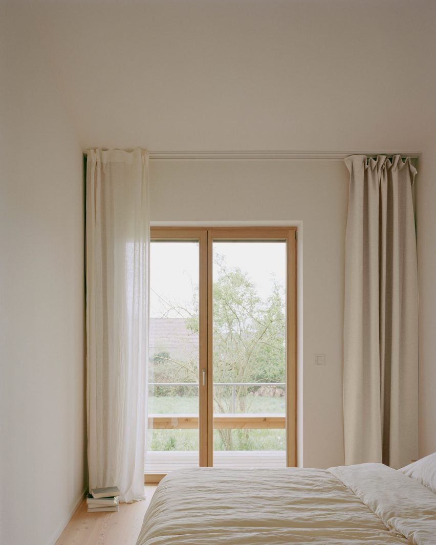 Bedroom at Bliesgau House by Roman Morschett