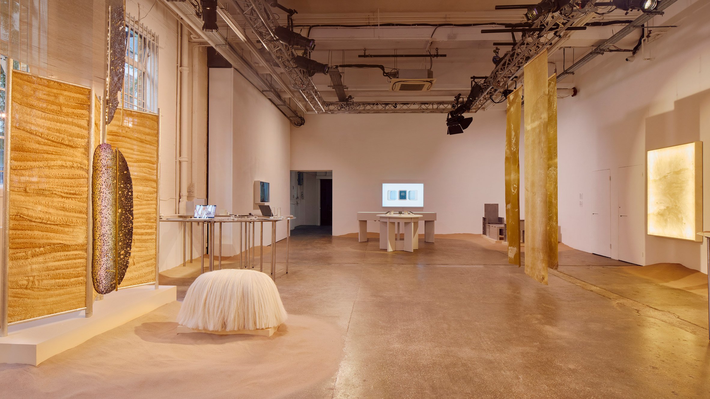 https://static.dezeen.com/uploads/2024/09/design-you-can-feel-exhibition-opens-asus-zenbook-ldf-hero_dezeen_2364_col_8.jpg