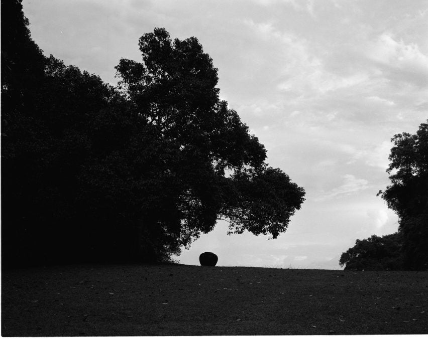 lunuganga gardens by geoffrey bawa in sri lanka