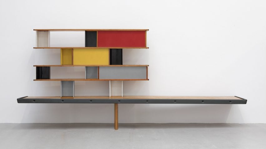 Bibliothèque Maison de la Tunisie by Charlotte Perriand, 1952. Color scheme no. 5 Charlotte Perriand (two rooms). Fabrication Ateliers Jean Prouvé for the metal parts, André and Pierre Chetaille for the wooden parts. The original model of the bookcase rested on a single leg in the center of a shelf attached to the wall by a bracket at either end. Simulation of the different color schemes done from photographs by the Galerie Patrick Seguin, Paris.