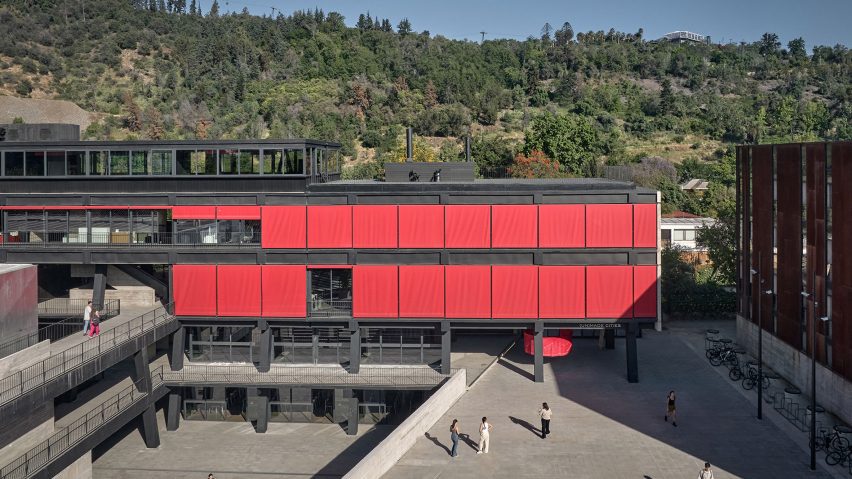 FADEU building by Alberto Moletto and SebastiÃ¡n Paredes