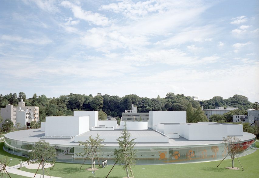 21st Century Museum of Contemporary Art in Kanazawa by SANAA's Kazuyo Sejima and Ryue Nishizawa