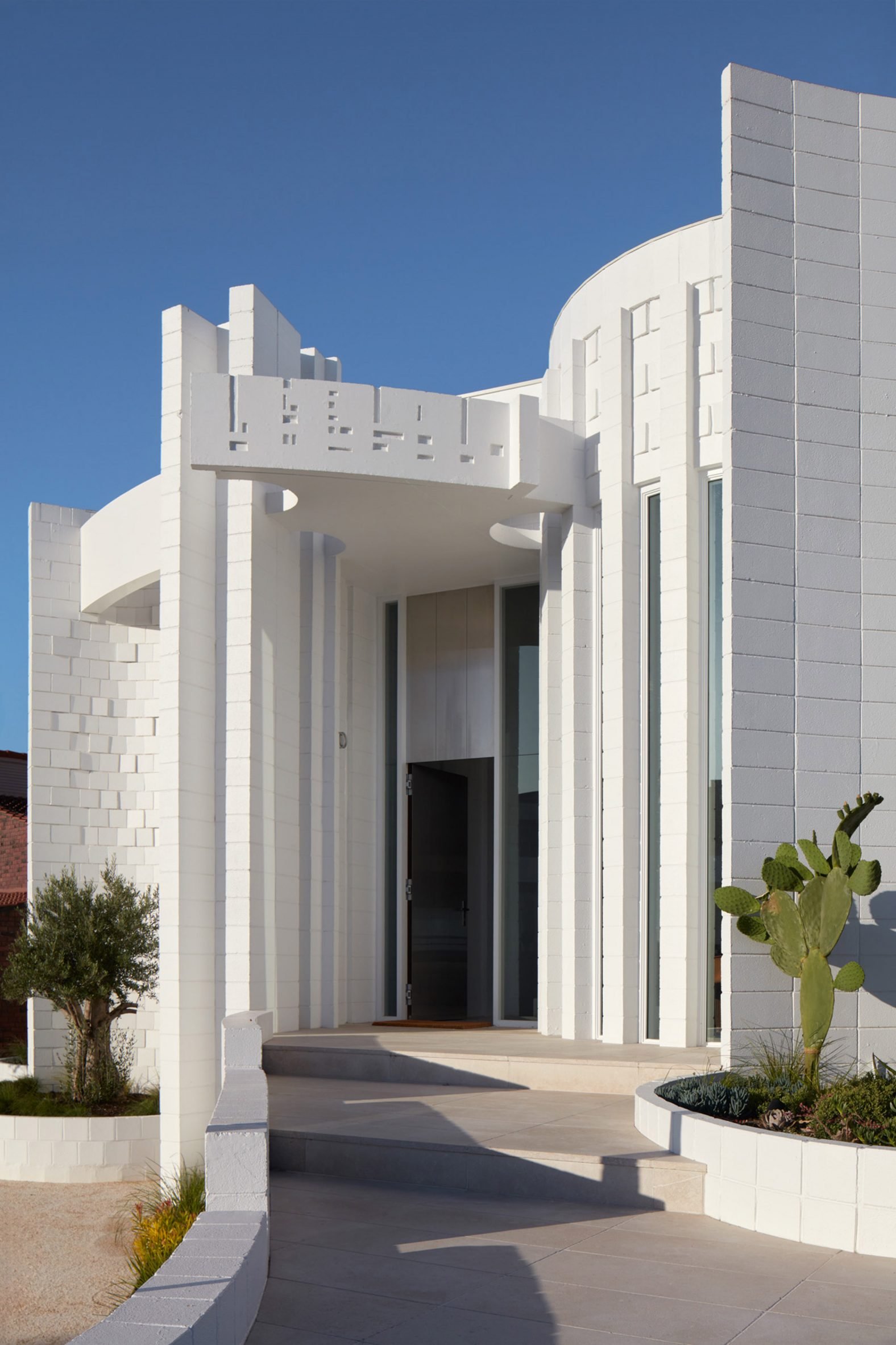 Entryway to Tomich House in Perth