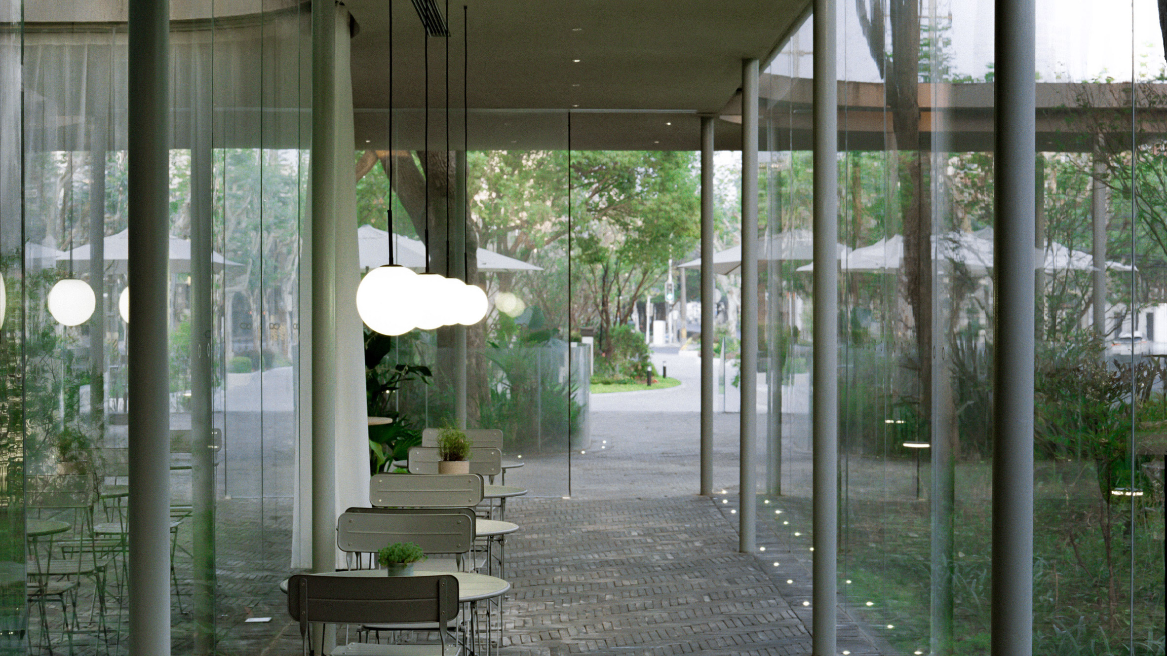 https://static.dezeen.com/uploads/2024/09/offhand-practice-mei-yuan-cafe-shanghai-hero2_dezeen_2364_col_0.jpg