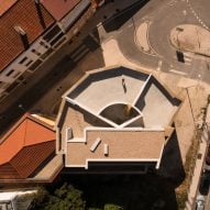 Portuguese housing block by Bureau des Mésarchitecture