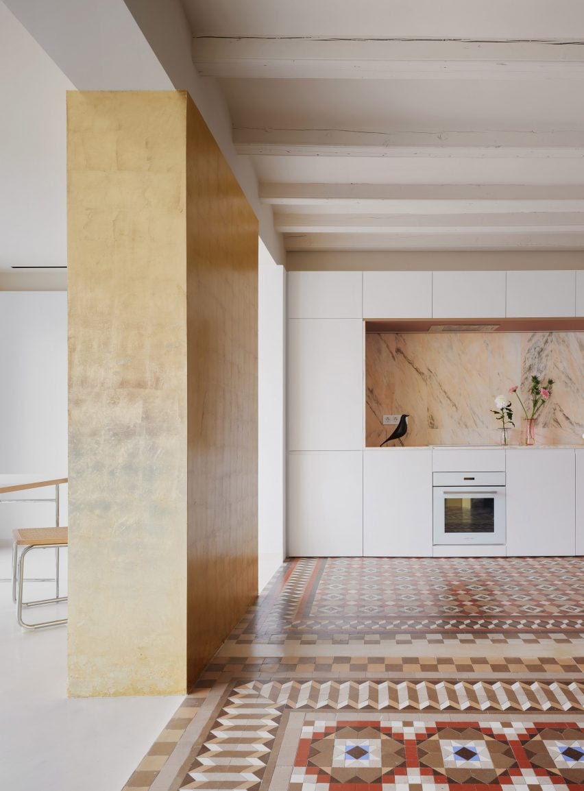 Apartamento en Barcelona por Raúl Sánchez Arquitectos