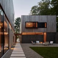 Wheeler Kearns wraps Michigan lake house with two tones of wood