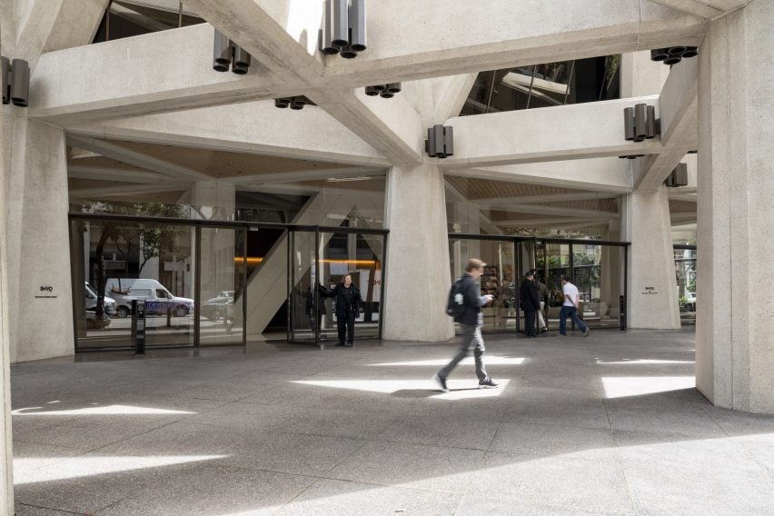 Transamerica pyramid lobby