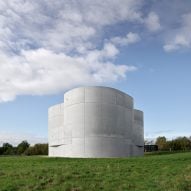 Trekroner Church by Rorbaek og Moller Arkitekter