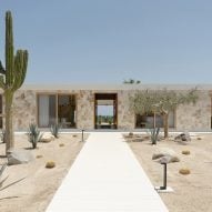 YDR Studio organises house in Mexico around stargazing courtyard