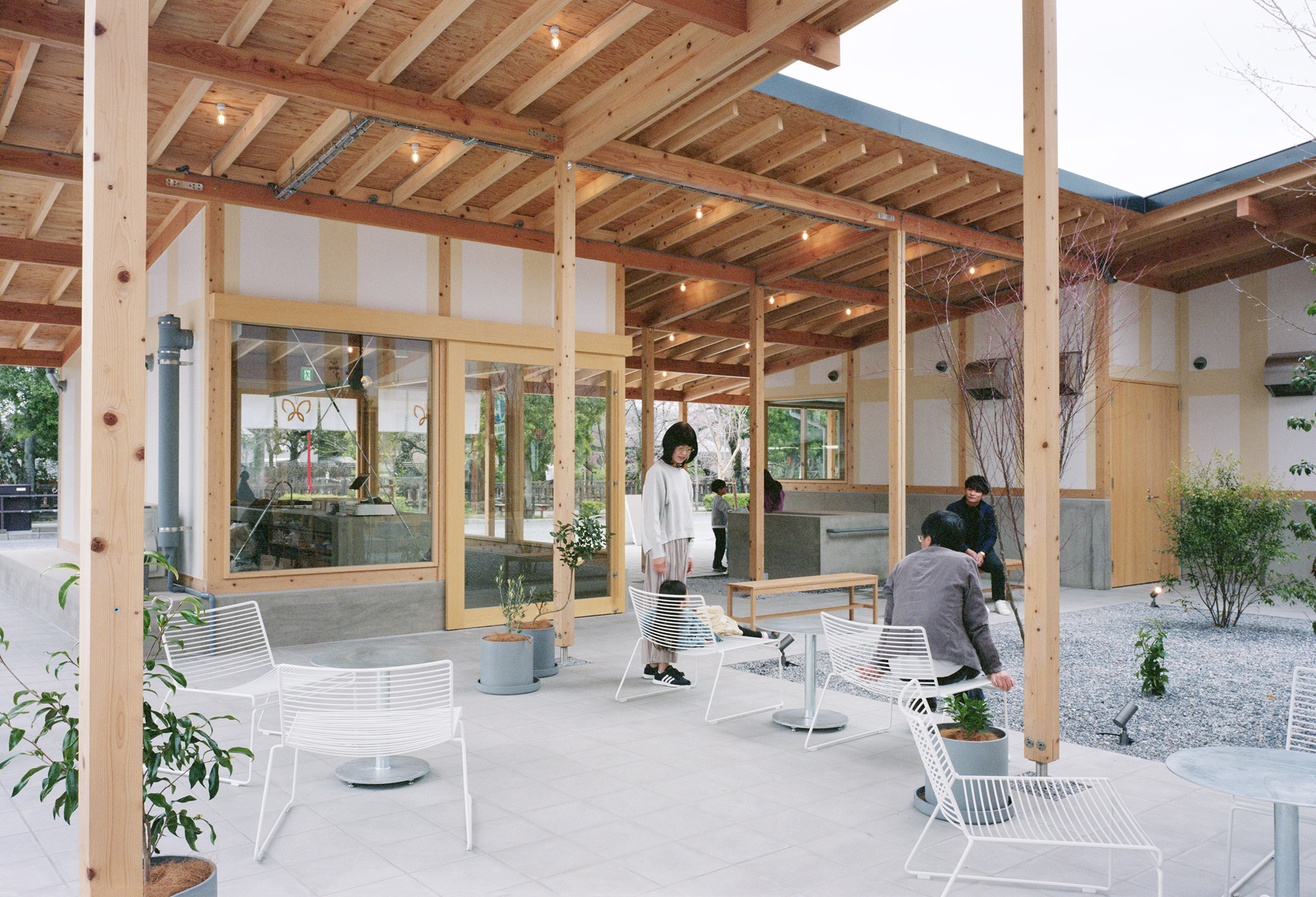 People outside cafe in Funamachi