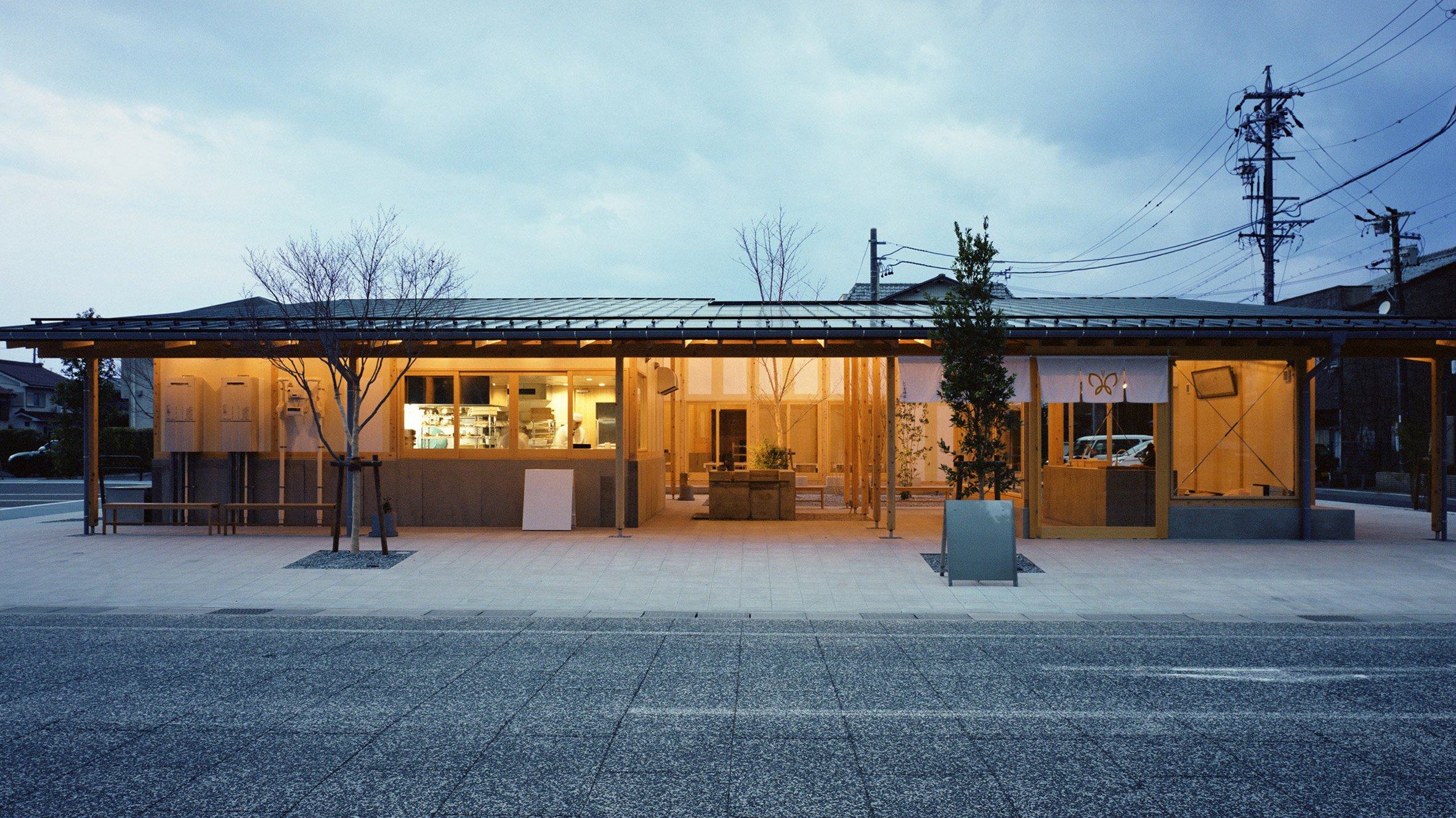 https://static.dezeen.com/uploads/2024/10/funamachi-base-schemata-architects-japan_dezeen_2364_col_hero-1.jpg