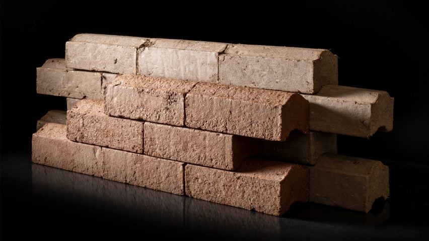 Extruded cob bricks by Tavs Jorgensen