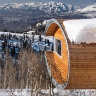 MacKay-Lyons Sweetapple creates elliptical house for mountainous site