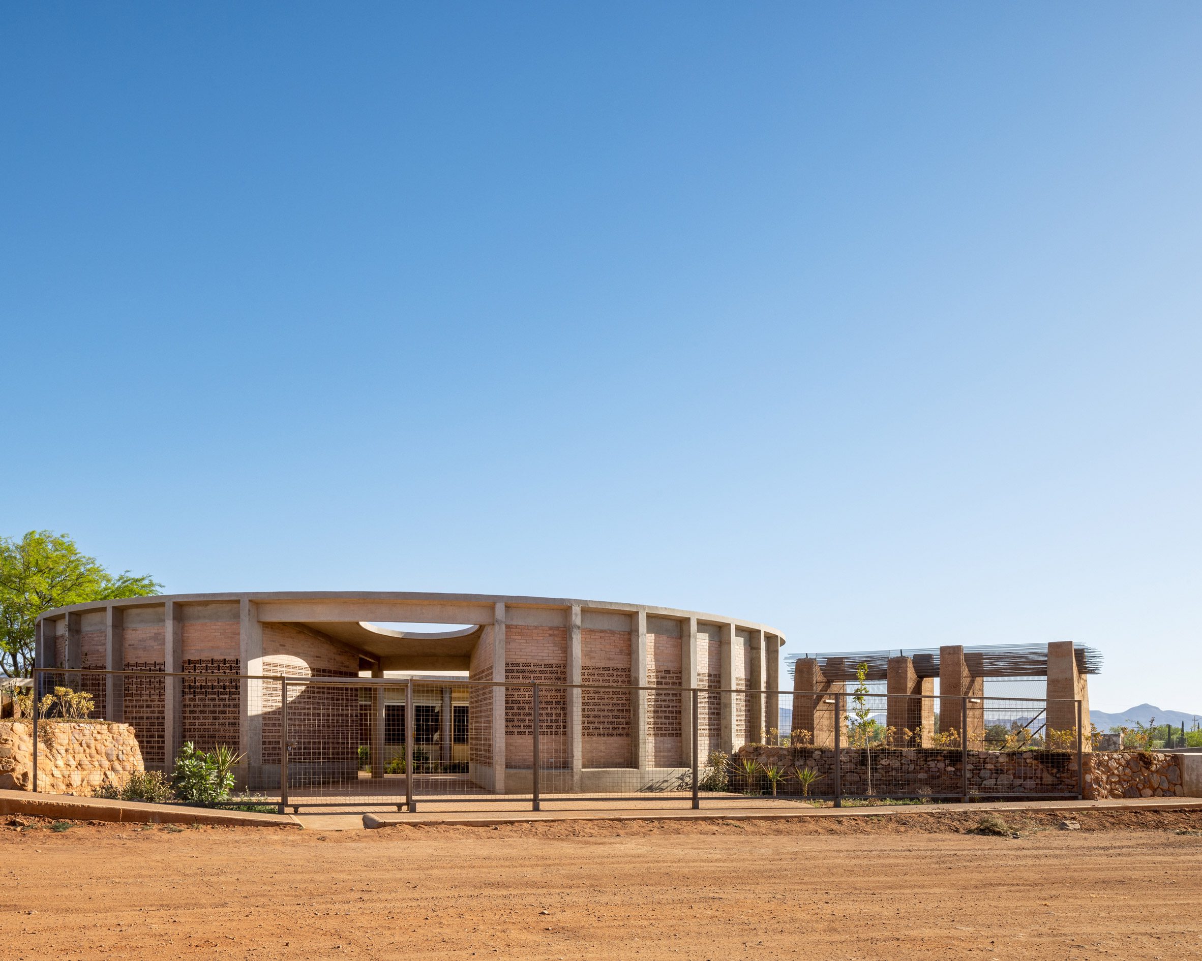 Brick and concrete building in Sonora for elderly health