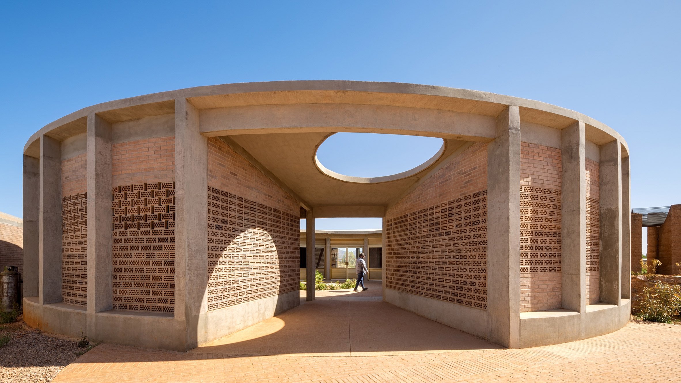 https://static.dezeen.com/uploads/2024/10/house-for-the-elderly-fernanda-canales-sonora_dezeen_2364_sq.jpg