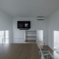 House in Kyobate by Fujiwaramuro Architects