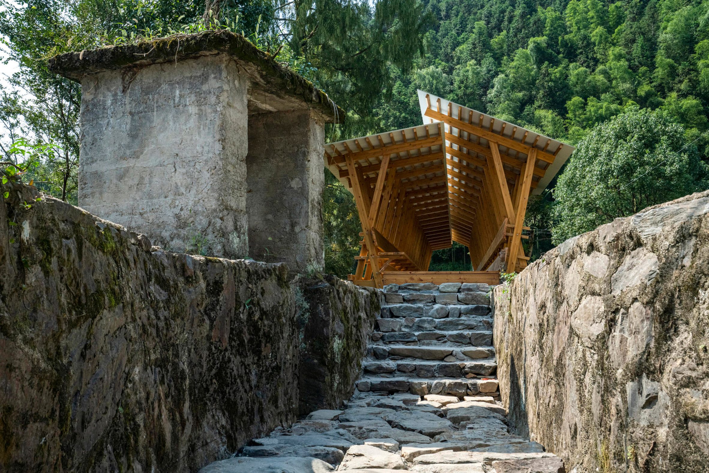 Steps up to timber community shelter completed by IARA