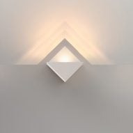 Impulse wall light by Modular Lighting Instruments