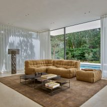kashima-sofa-michel-ducaroy-