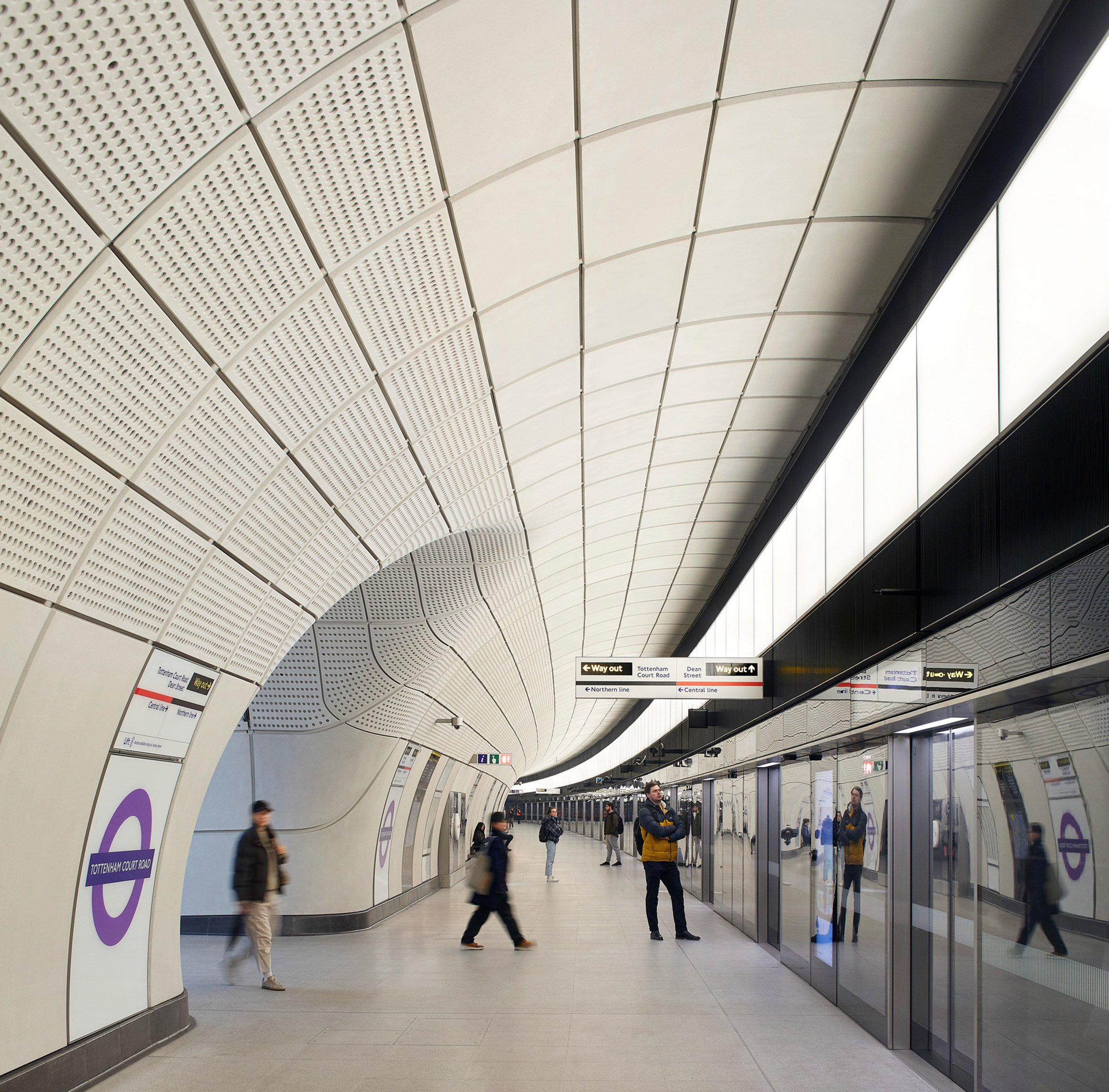 Elizabeth Line wins Stirling Prize