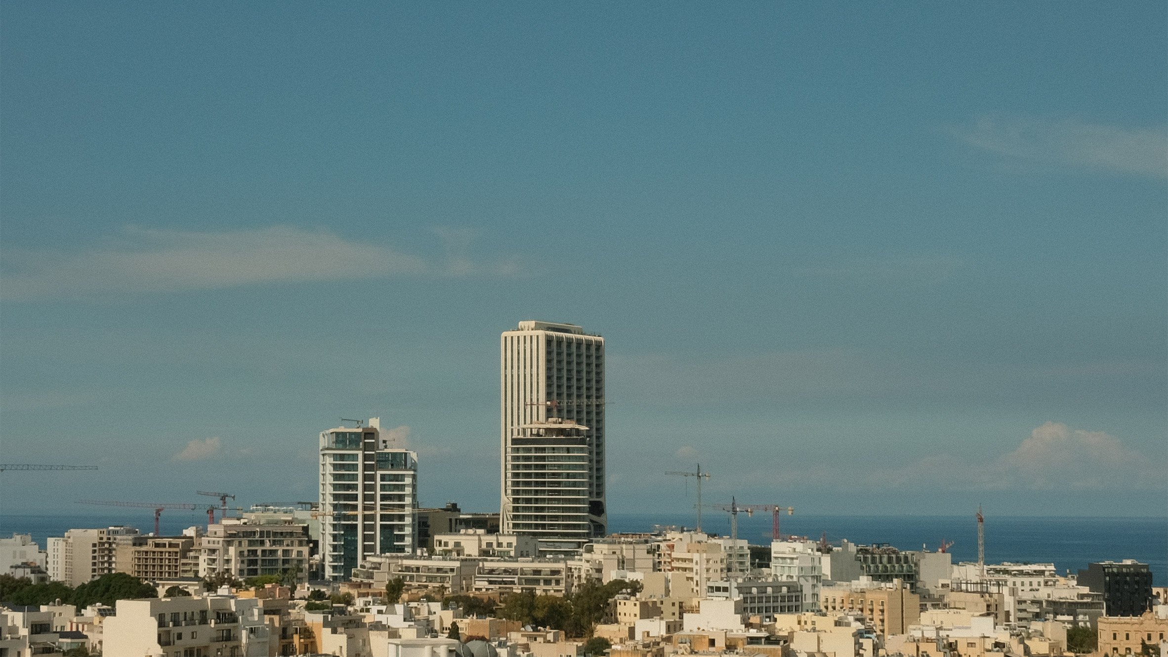 https://static.dezeen.com/uploads/2024/10/mercury-tower-zaha-hadid-architects-malta-hero-1_dezeen_2364_col_0.jpg