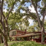 Lakeside retreat by Miró Rivera Architects