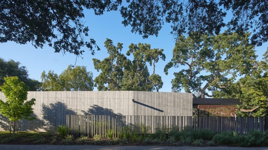 California house by Schwartz and Architecture